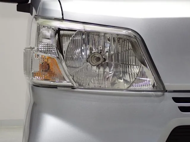 ダイハツ　ハイゼットカーゴ