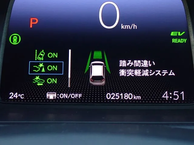 フィット e:HEV(ホンダ)の車両写真