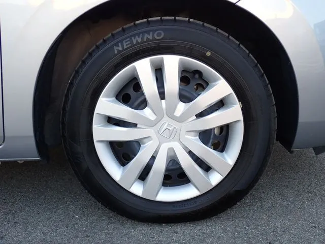 フィット e:HEV(ホンダ)の車両写真
