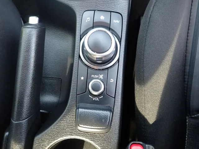 マツダ　ＭＡＺＤＡ２