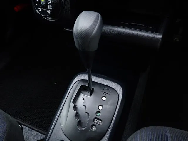 トヨタ　プロボックスバン　２ＷＤ
