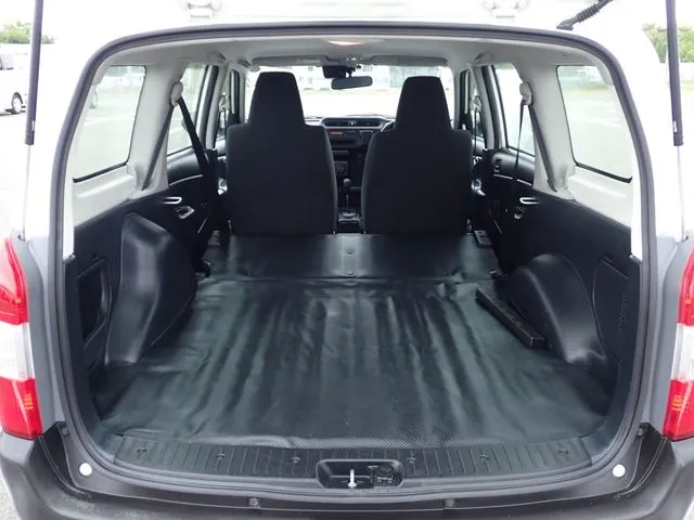 トヨタ　プロボックスバン　２ＷＤ