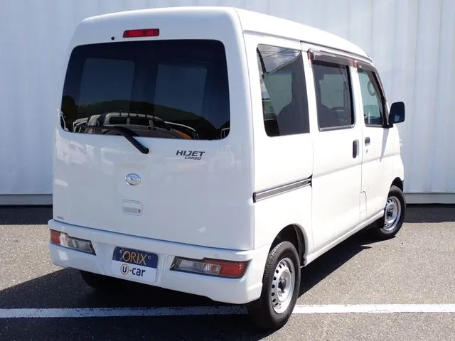 ダイハツ　ハイゼットカーゴ