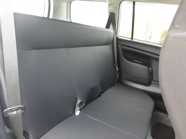 トヨタ　プロボックスバン　２ＷＤ
