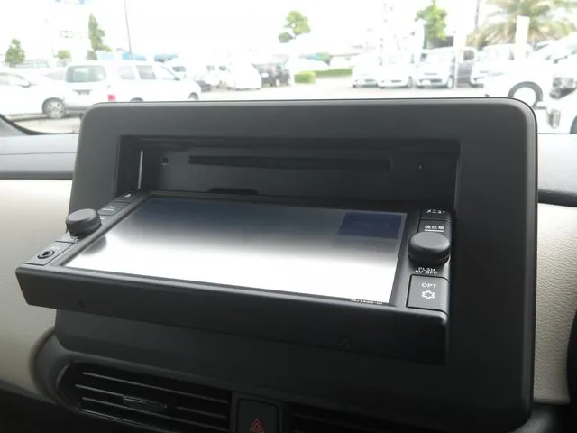 ニッサン　ルークス