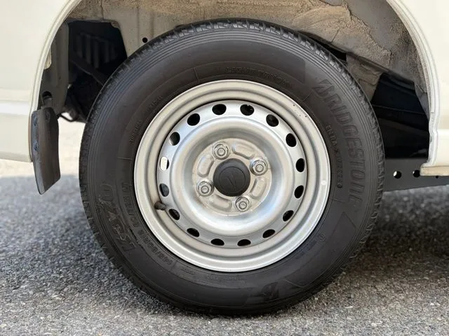 ダイハツ　ハイゼットカーゴ