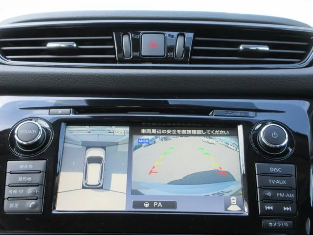 エクストレイル ハイブリッド 4WD(ニッサン)の車両写真