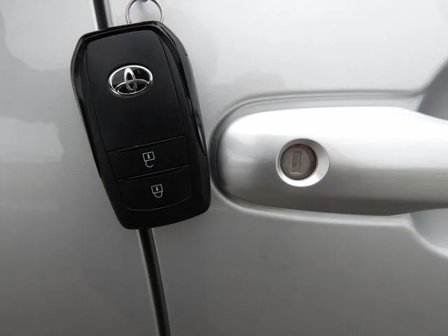 トヨタ　アクア