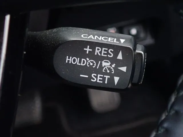 プリウス(トヨタ)の車両写真