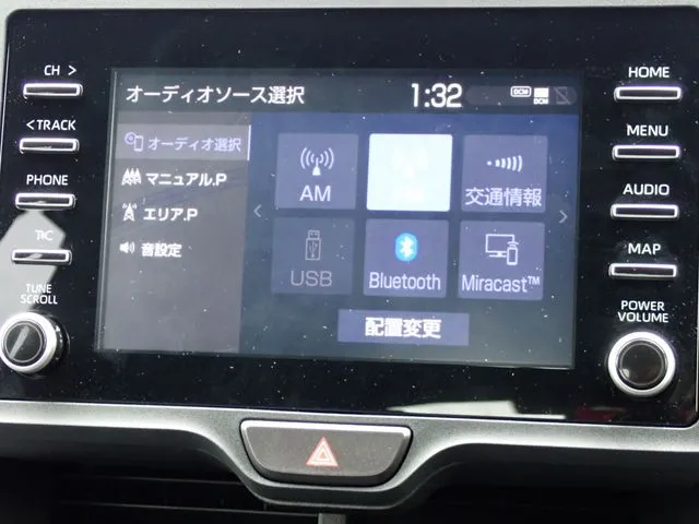 ヤリス　ハイブリッド（トヨタ）の車両写真