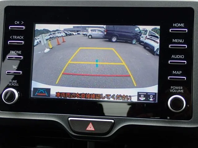 ヤリス　ハイブリッド（トヨタ）の車両写真