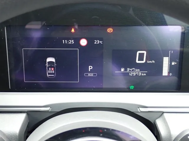 ノート（ニッサン）の車両写真