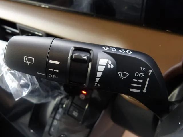 ルークス(ニッサン)の車両写真
