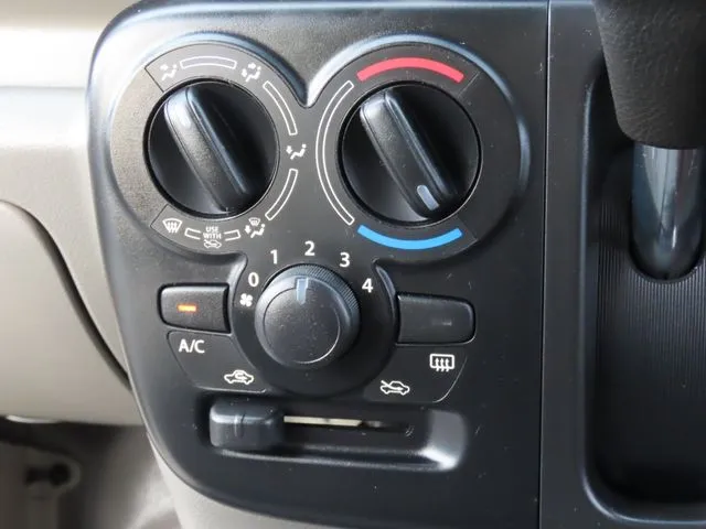 ミニキャブバン(ミツビシ)の車両写真