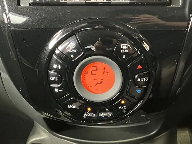 ノート（ニッサン）の車両写真