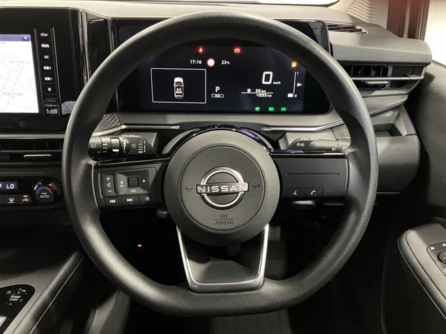 ノート(ニッサン)の車両写真
