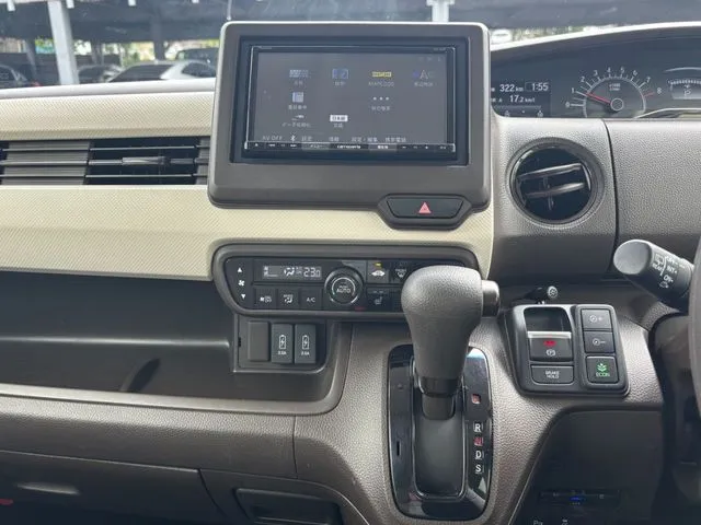 ホンダ　Ｎ　ＢＯＸ