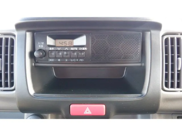 エブリイバン（スズキ）の車両写真