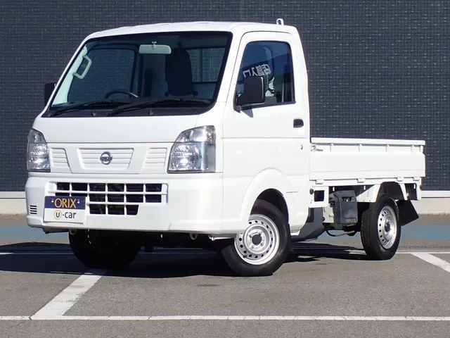 NT100クリッパー(ニッサン)の車両写真