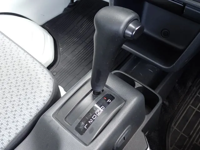 NT100クリッパー(ニッサン)の車両写真