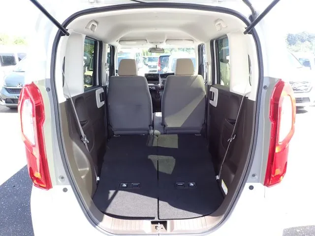 ホンダ　Ｎ　ＢＯＸ