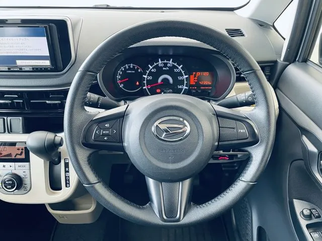 ムーヴ(ダイハツ)の車両写真