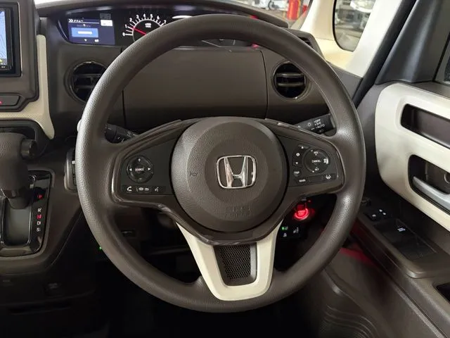 ホンダ　Ｎ　ＢＯＸ