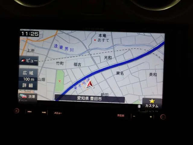 ニッサン　ノート