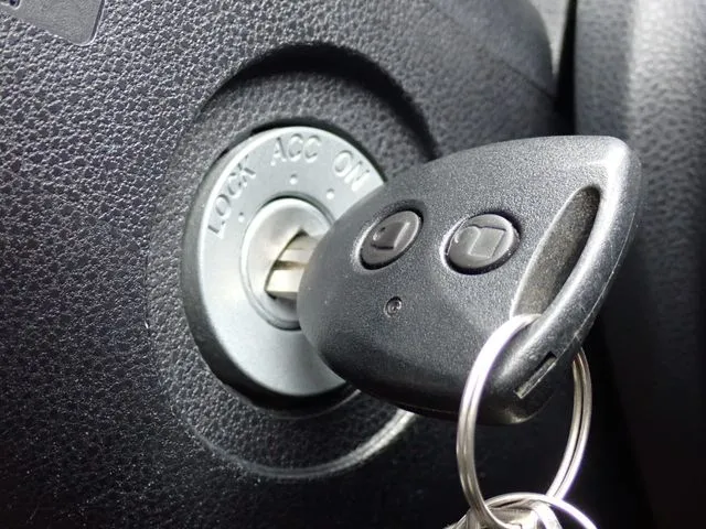 ダイハツ　ミラ　イース