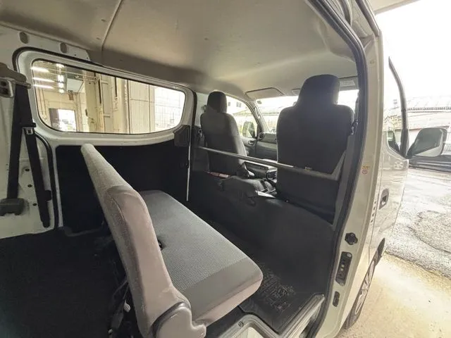 ニッサン　ＮＶ３５０キャラバン　１．２ｔ