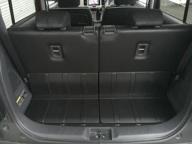 スズキ　ハスラー　４ＷＤ