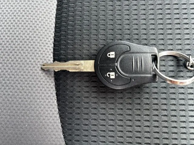 ニッサン　ＡＤ