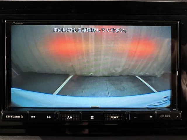 ホンダ　フィット　ｅ：ＨＥＶ　４ＷＤ