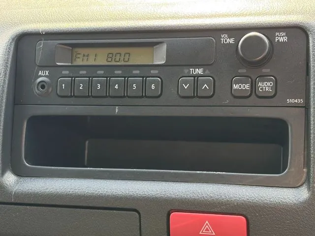 ハイエースバン 1.2t 2WD(トヨタ)の車両写真