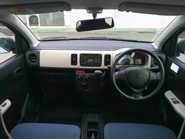 アルト 4WD(スズキ)の車両写真