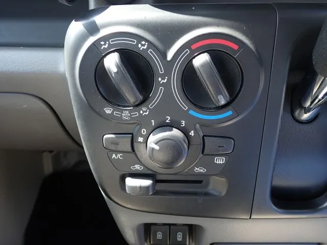 スクラムバン（マツダ）の車両写真