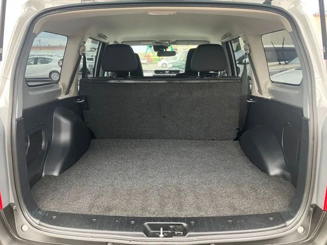 トヨタ　サクシードバン　４ＷＤ