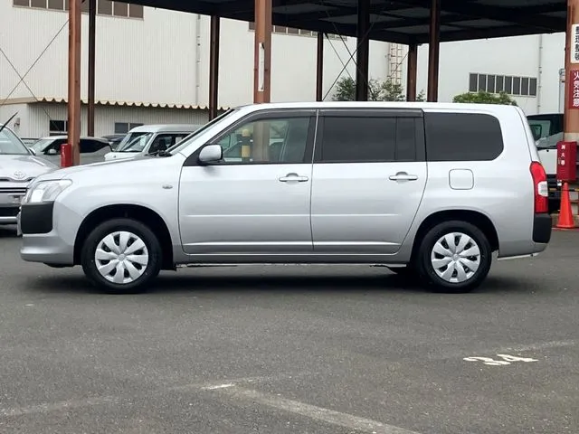 トヨタ　サクシードバン　４ＷＤ