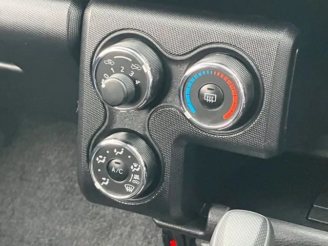 トヨタ　サクシードバン　４ＷＤ