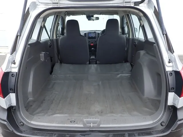NV150 AD 2WD(ニッサン)の車両写真