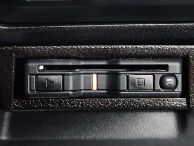 SUBARU XV ハイブリッド(スバル)の車両写真