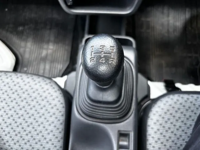 NT100クリッパー(ニッサン)の車両写真