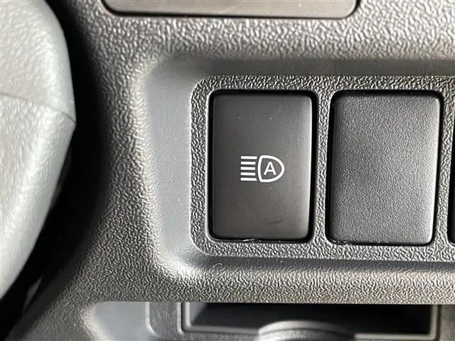 トヨタ　ハイエースワゴン　４ＷＤ