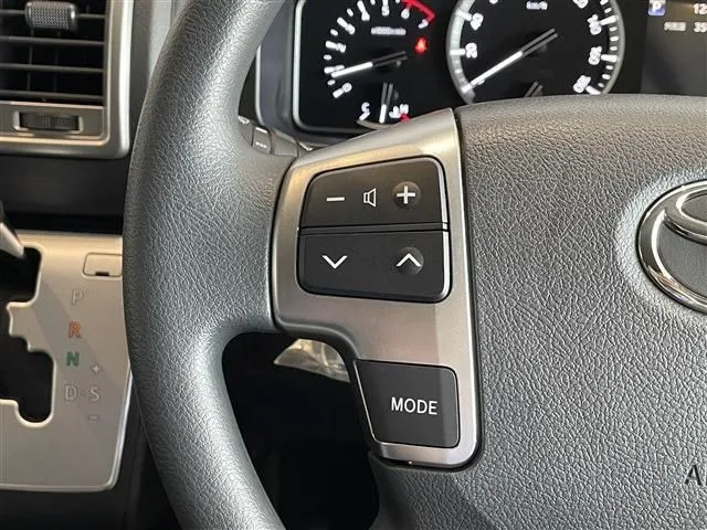トヨタ　ハイエースワゴン　４ＷＤ