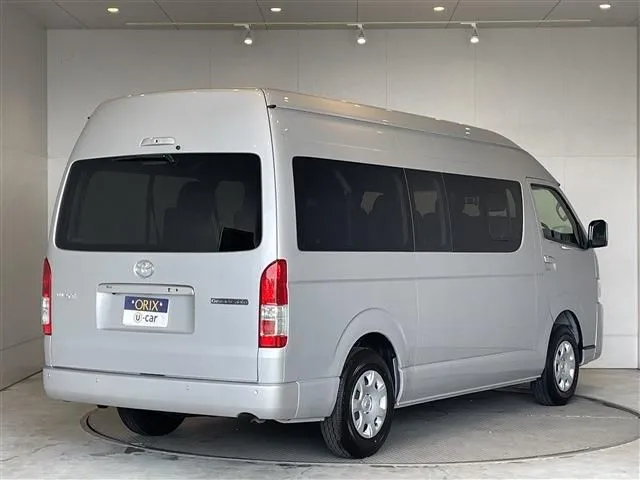 トヨタ　ハイエースワゴン　４ＷＤ