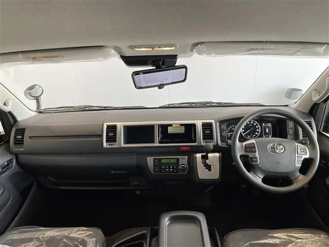 トヨタ　ハイエースワゴン　４ＷＤ
