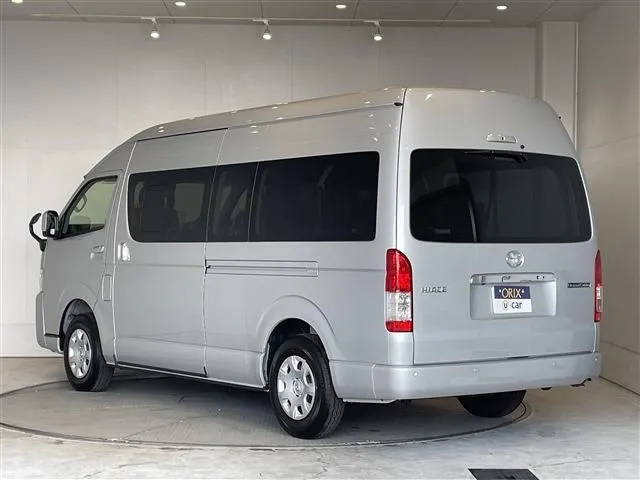 トヨタ　ハイエースワゴン　４ＷＤ