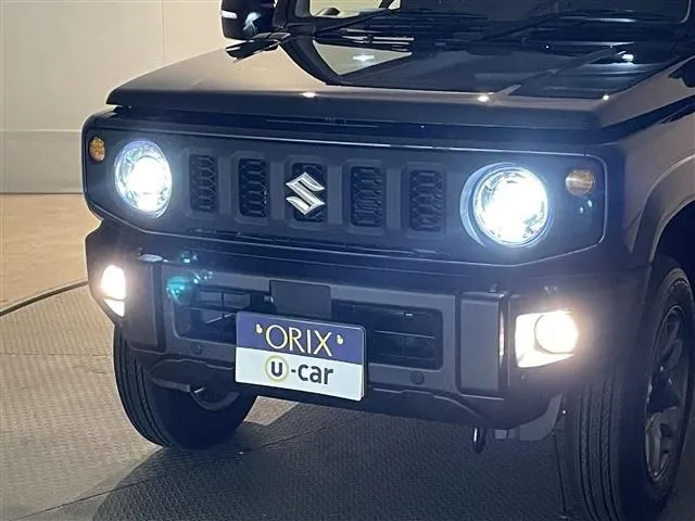 スズキ　ジムニー　４ＷＤ