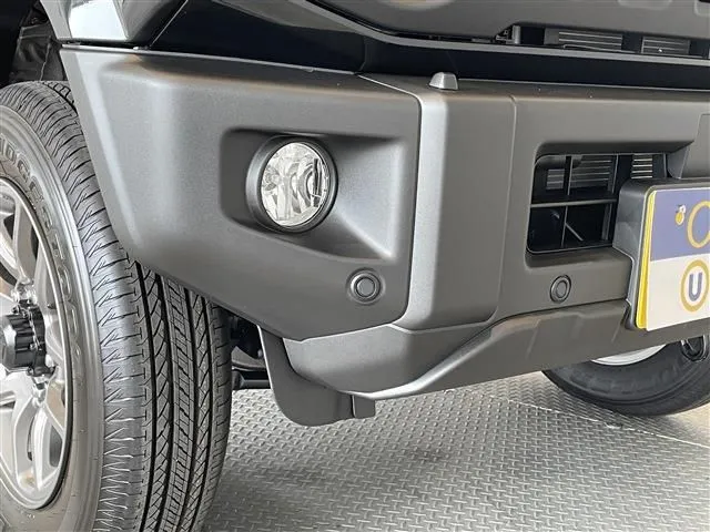 スズキ　ジムニー　４ＷＤ