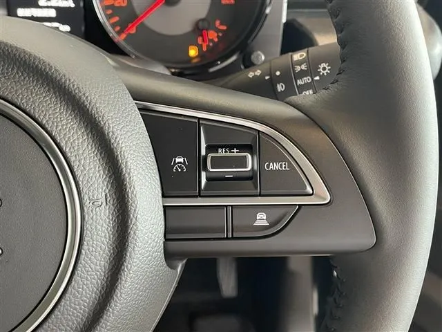 スズキ　ジムニー　４ＷＤ